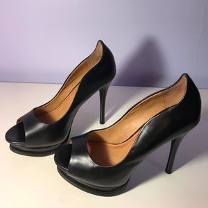 margot heels